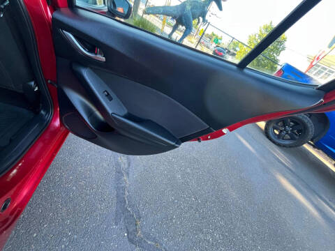 2014 Mazda MAZDA3 i Sport