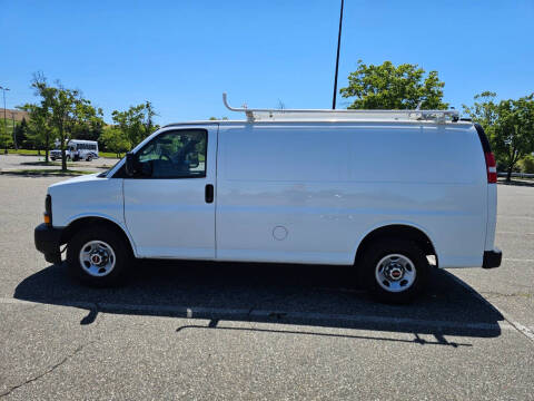 2017 GMC Savana 2500
