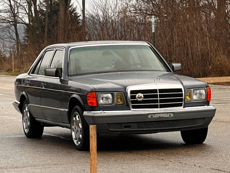 1984 Mercedes-Benz 300-Class for sale at House of Carz in Round Lake Heights IL