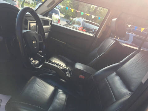 2008 Jeep Commander Sport