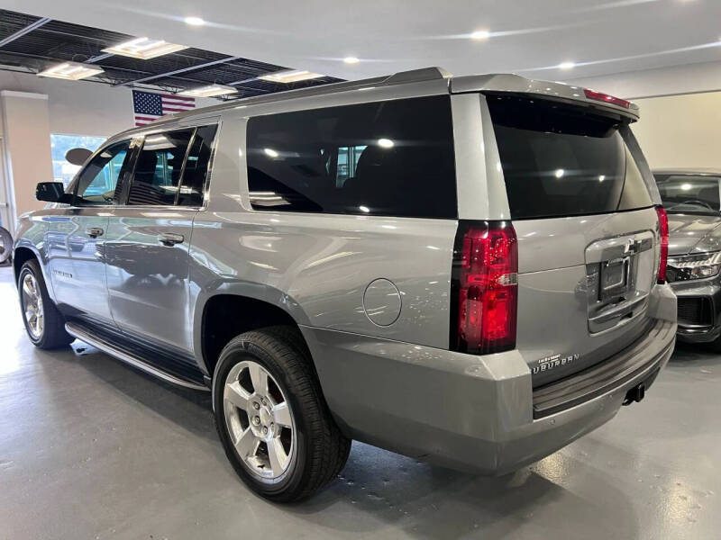 2018 Chevrolet Suburban LS