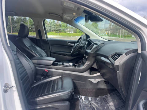 2020 Ford Edge SEL