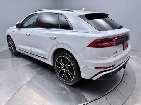 2021 Audi Q8 quattro Prestige 55 TFSI