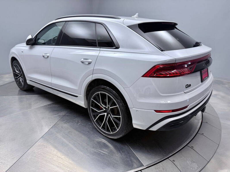 2021 Audi Q8 quattro Prestige 55 TFSI