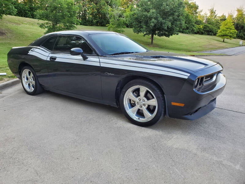 2010 Dodge Challenger for sale at Car And Truck Center in Nashville TN