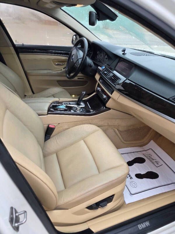 2011 BMW 5 Series 535i xDrive
