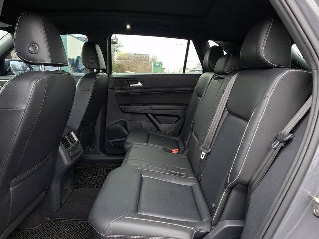 2020 Volkswagen Atlas Cross Sport V6 SEL R-Line 4Motion