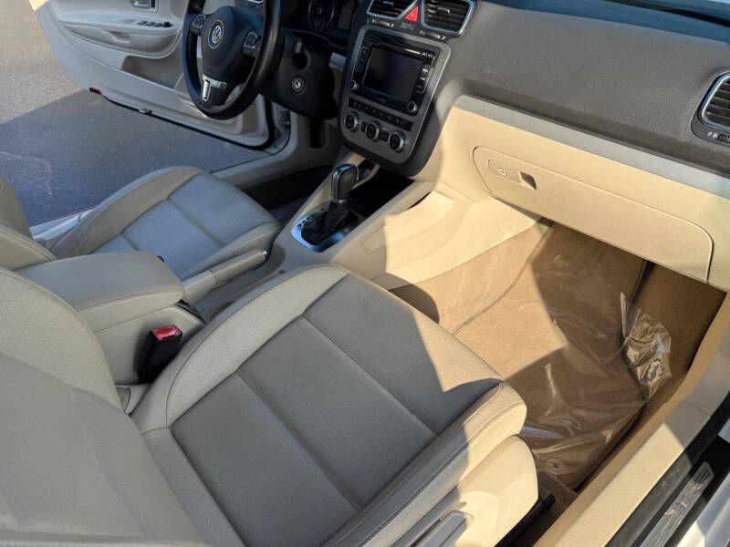 2013 Volkswagen Eos Komfort SULEV