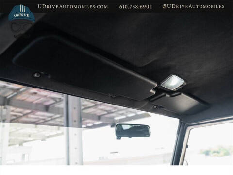 1984 Land Rover Defender