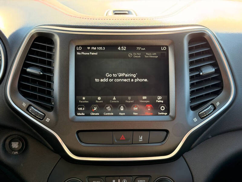 2022 Jeep Cherokee Trailhawk