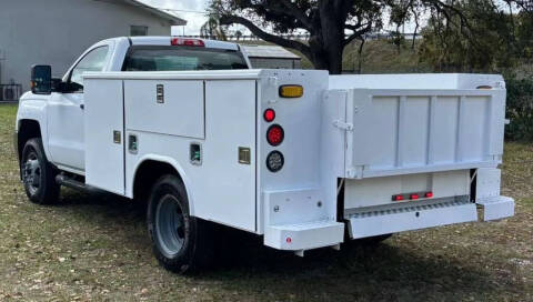 2015 Chevrolet Silverado 3500HD CC