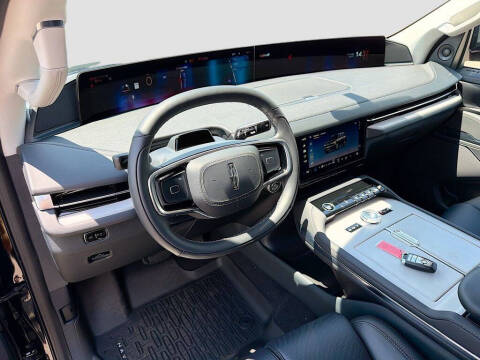 2026 Lincoln Navigator Premiere