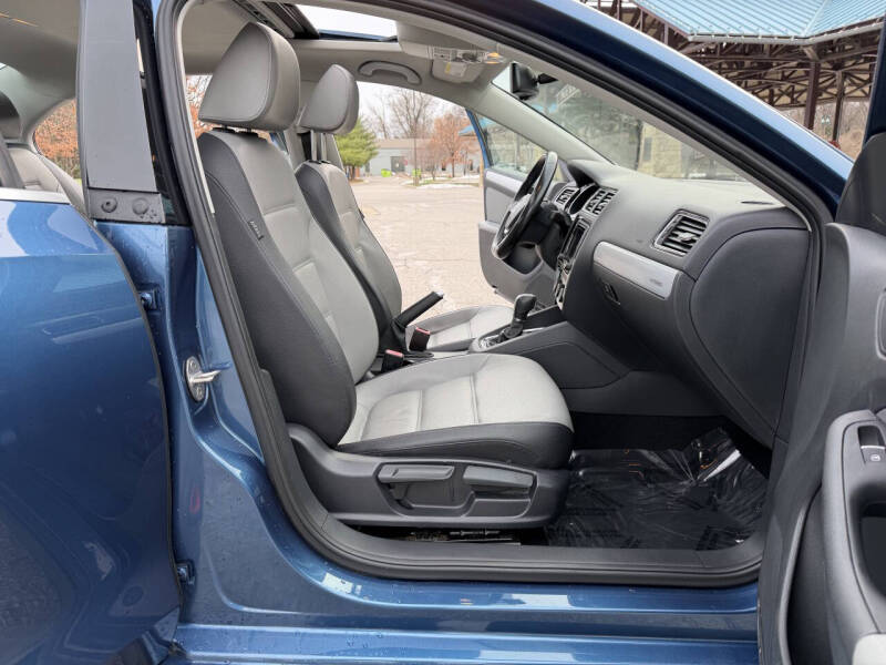 2016 Volkswagen Jetta Hybrid SEL Premium