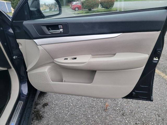 2013 Subaru Outback 2.5i Premium