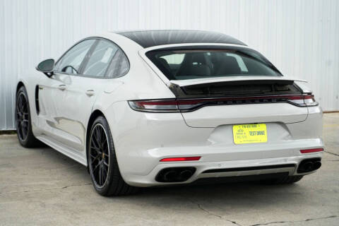 2022 Porsche Panamera 4S E-Hybrid