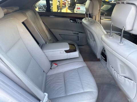 2012 Mercedes-Benz S-Class S 550 4MATIC