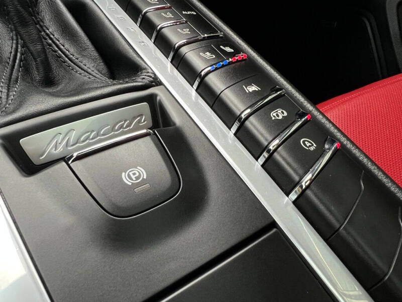 2021 Porsche Macan GTS