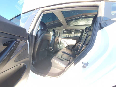 2019 Tesla Model 3 Standard Range Plus