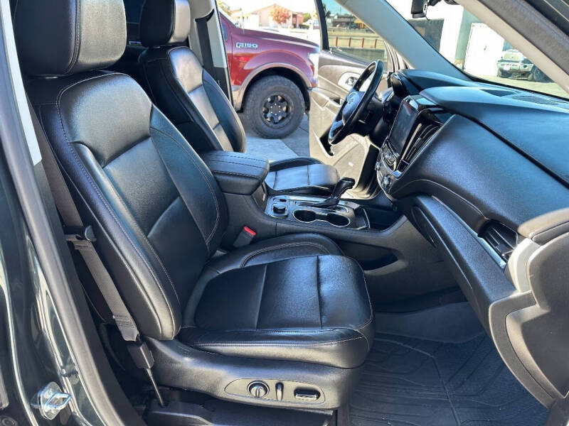 2020 Chevrolet Traverse RS