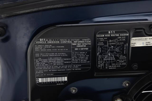 2000 Porsche 911 Carrera