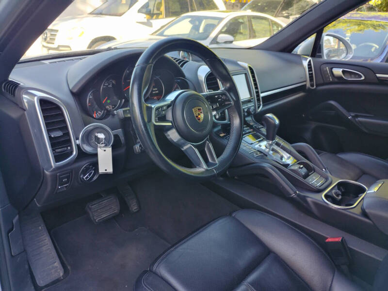 2016 Porsche Cayenne