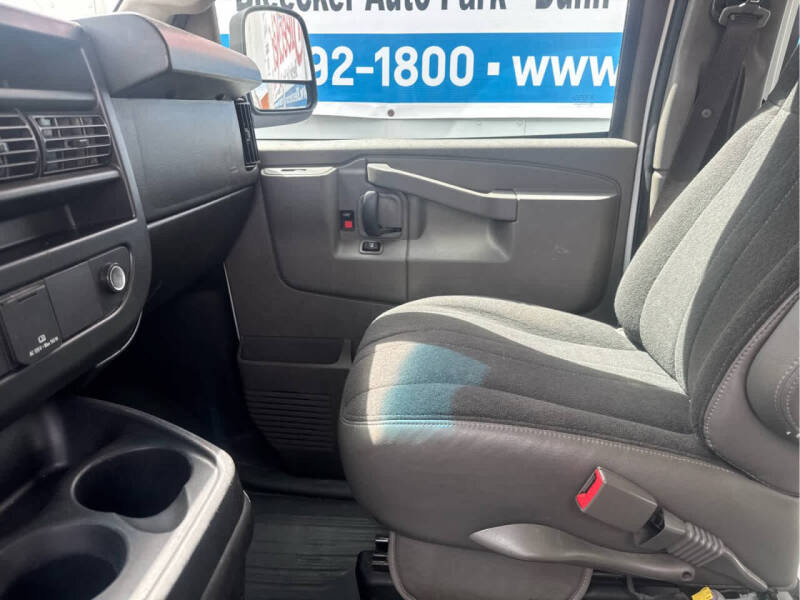 2023 GMC Savana 2500
