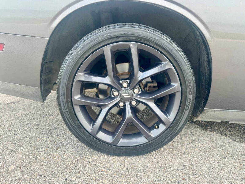 2013 Dodge Challenger SXT