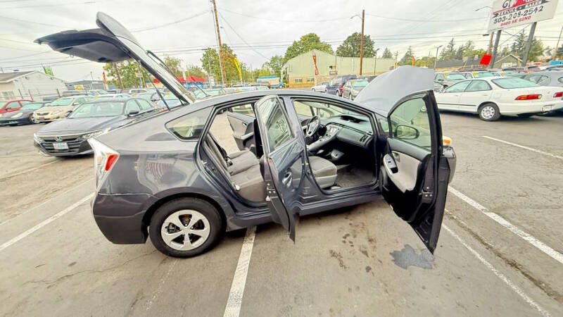 2014 Toyota Prius One