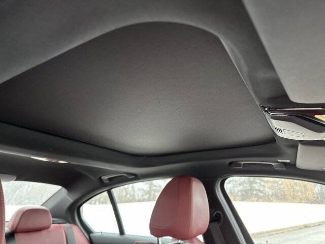 2023 BMW 3 Series 330e xDrive