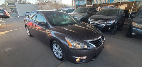 2013 Nissan Altima for sale at Divine Auto Sales LLC in Omaha NE