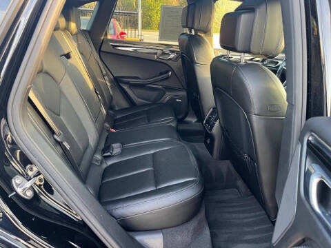 2017 Porsche Macan S