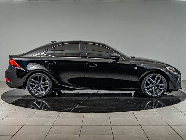 2020 Lexus IS 350