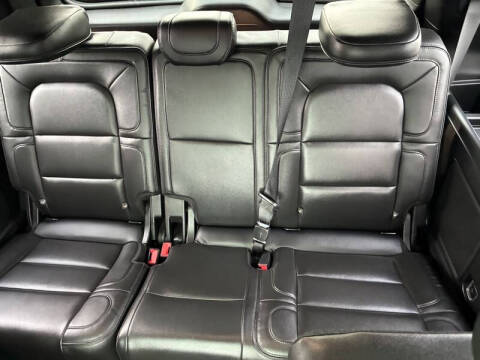 2018 Lincoln Navigator Select