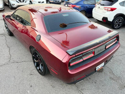 2017 Dodge Challenger