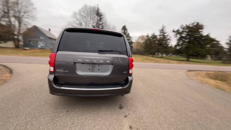 2020 Dodge Grand Caravan SXT photo 4