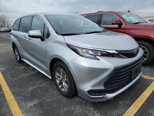 2021 Toyota Sienna for sale at NORTH CHICAGO MOTORS INC in North Chicago IL