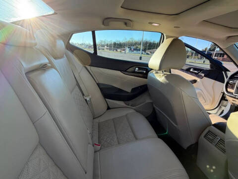 2016 Nissan Maxima Platinum