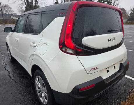 2022 Kia Soul LX