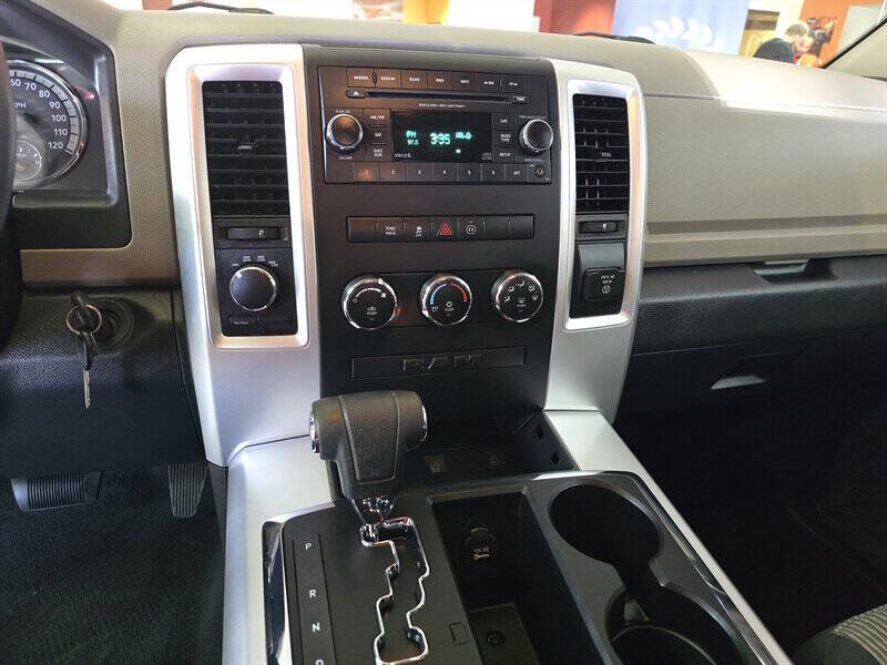 2012 RAM 1500 SLT