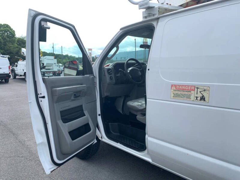 2012 Ford E-Series E-350 SD