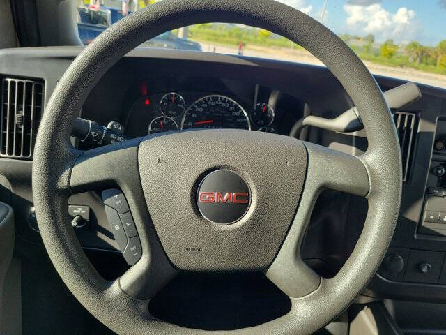 2024 GMC Savana 2500