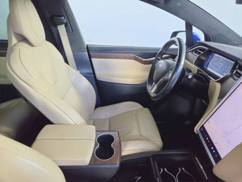 2016 Tesla Model X 75D