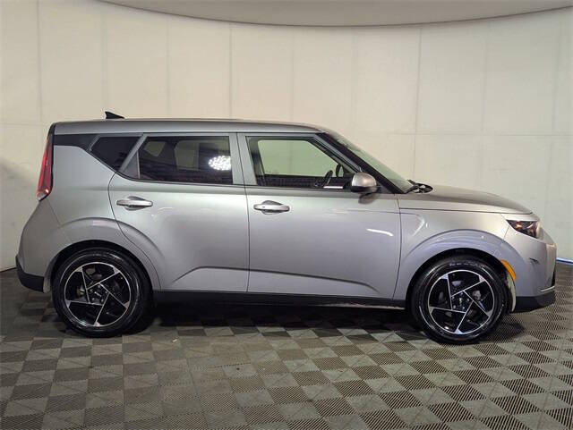 2024 Kia Soul EX