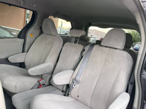 2013 Toyota Sienna