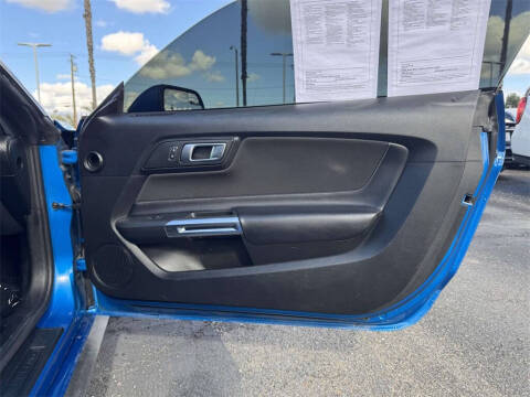 2020 Ford Mustang EcoBoost