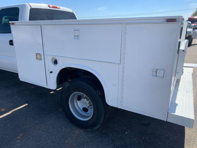 2007 Chevrolet Silverado Classic 3500 Work photo 8