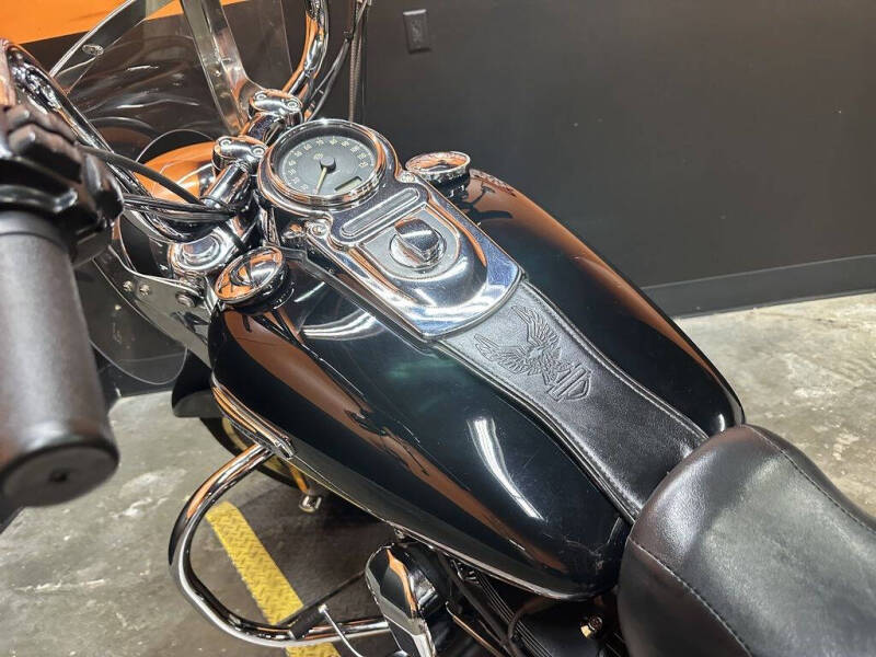2014 Harley-Davidson FLD - Dyna Switchback