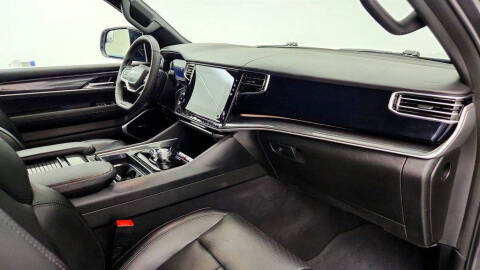 2023 Jeep Wagoneer