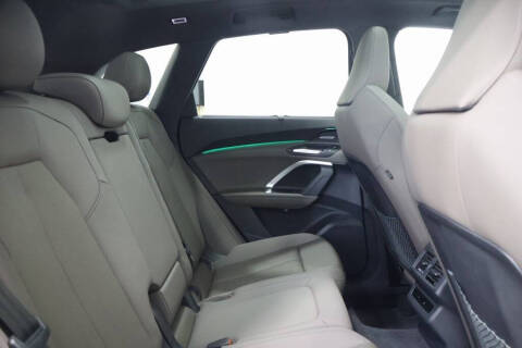 2025 Audi Q5 quattro Premium Plus TFSI