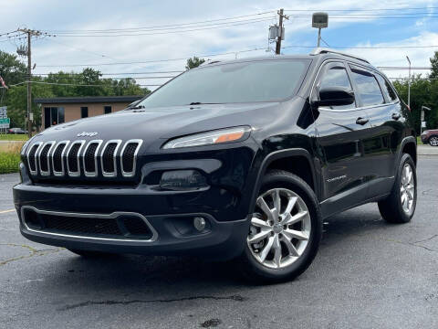 2014 Jeep Cherokee for sale at MAGIC AUTO SALES in Little Ferry NJ